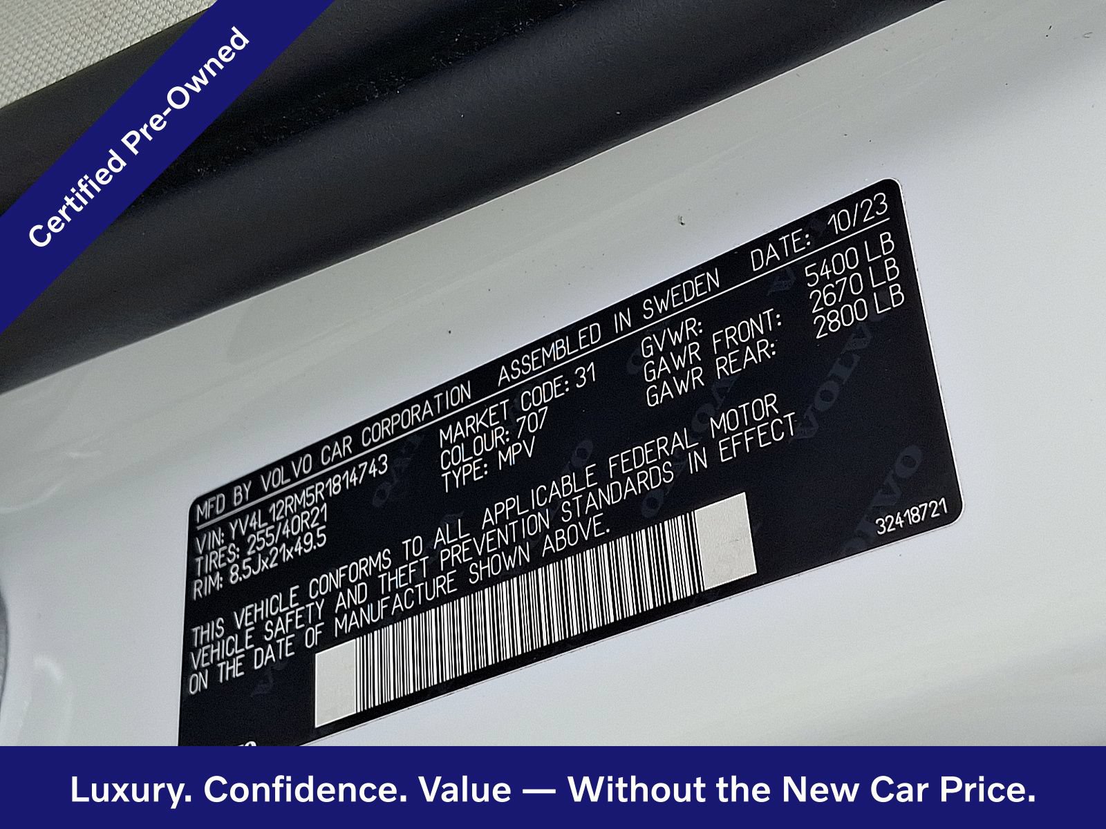 Certified 2024 Volvo XC60 B5 Ultimate AWD/4WD image 28