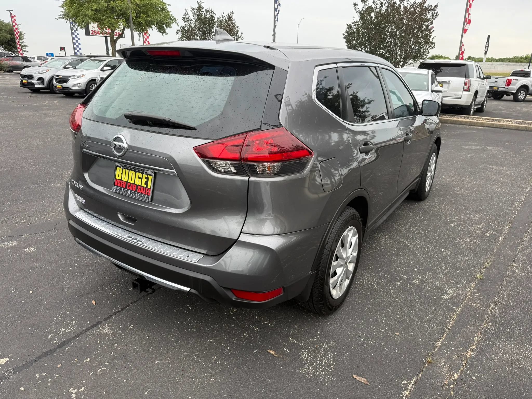 Used 2019 Nissan Rogue S FWD image 5