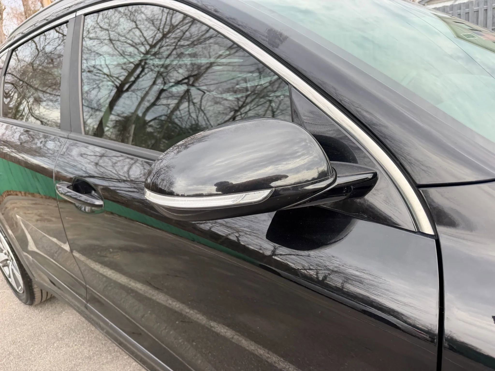 Used 2019 Kia Niro EX image 7