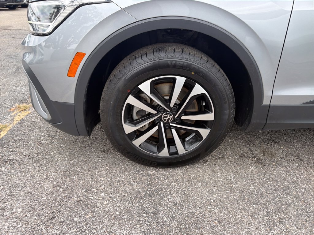 Used 2023 Volkswagen Tiguan S FWD image 26