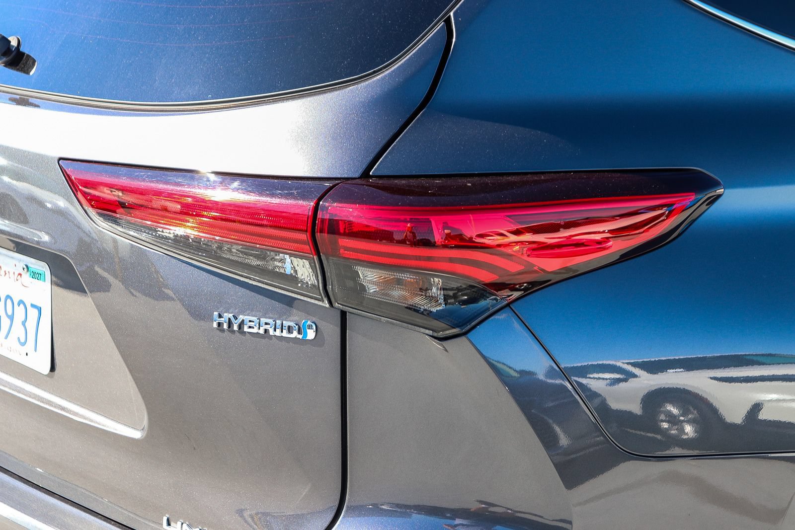 Used 2021 Toyota Highlander Limited AWD/4WD image 8