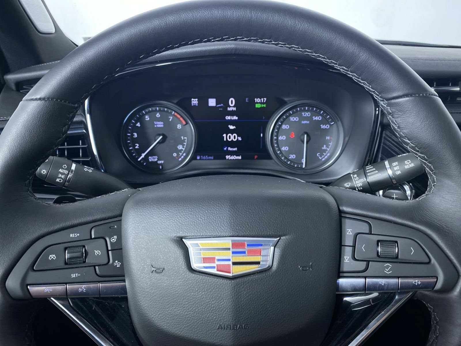 Certified 2025 Cadillac XT6 Premium Luxury w/ Technology Package AWD/4WD image 3
