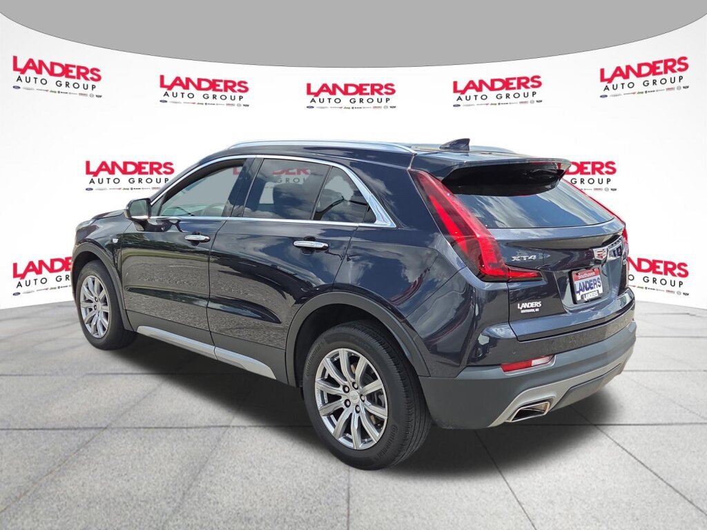 Used 2023 Cadillac XT4 Premium Luxury FWD image 5