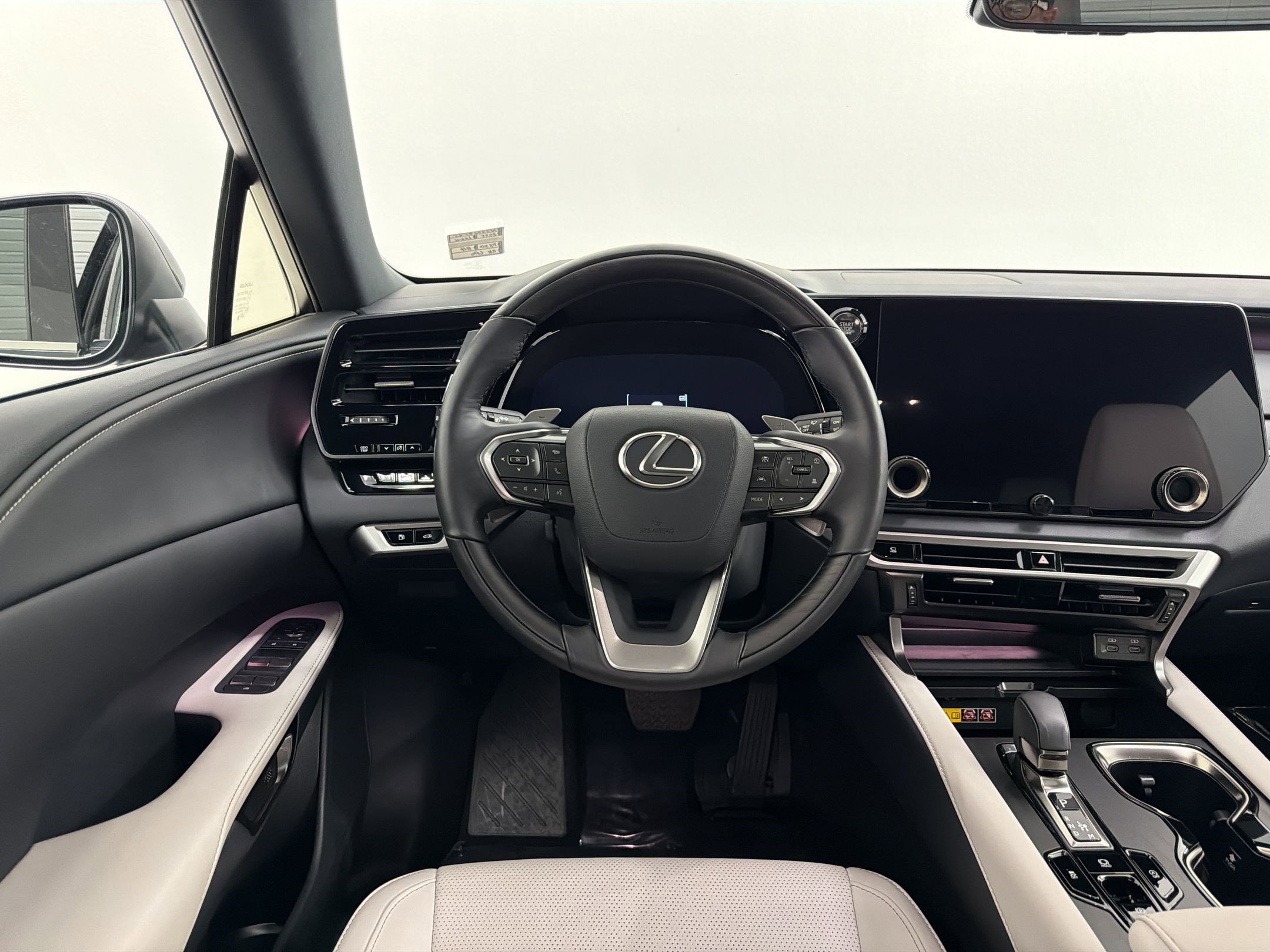 Certified 2025 Lexus RX 350 Premium Plus w/ Accessory Package (Z1) FWD image 29