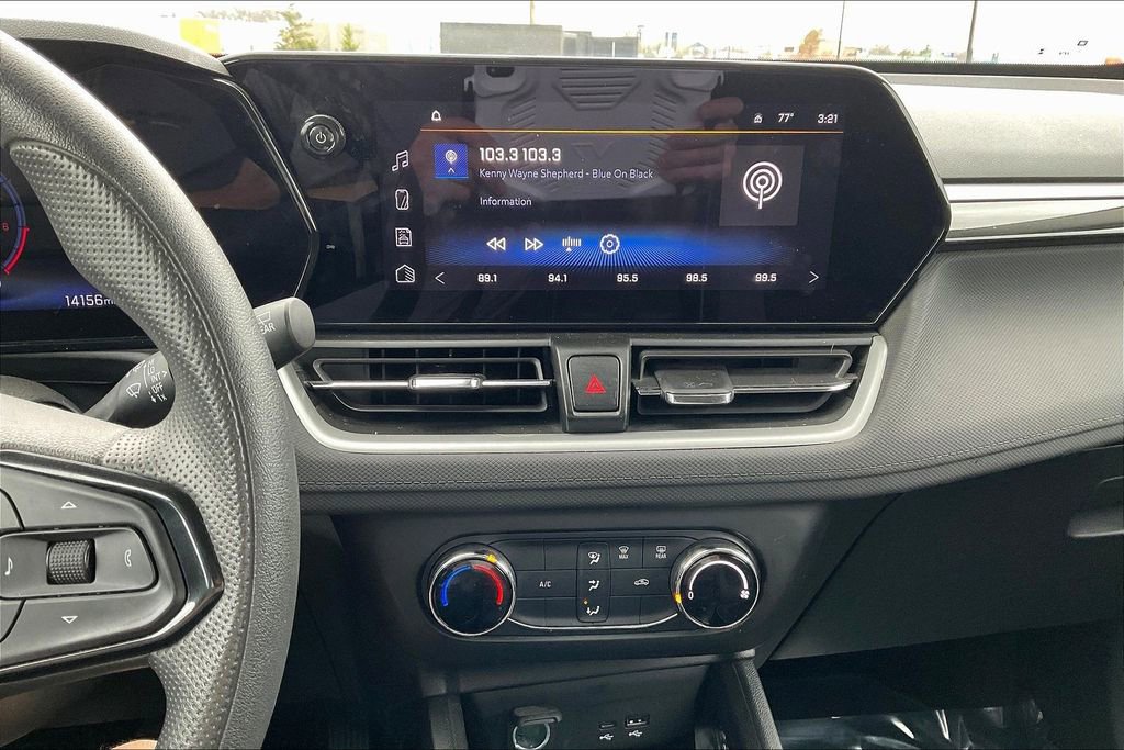 Used 2025 Chevrolet TrailBlazer LS w/ LS Convenience Package image 24