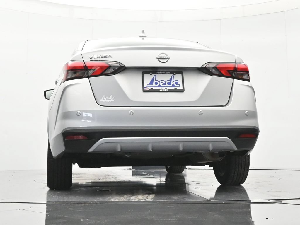Used 2025 Nissan Versa SV FWD image 41