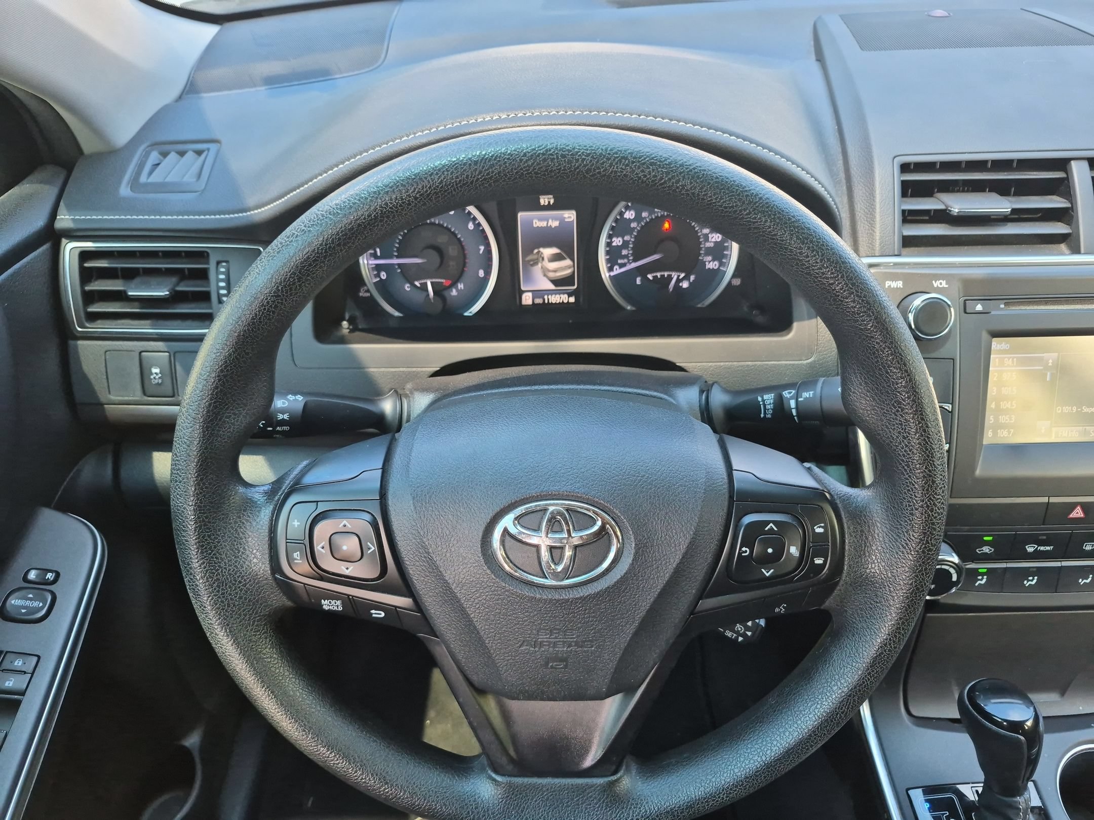 Used 2017 Toyota Camry LE FWD image 18