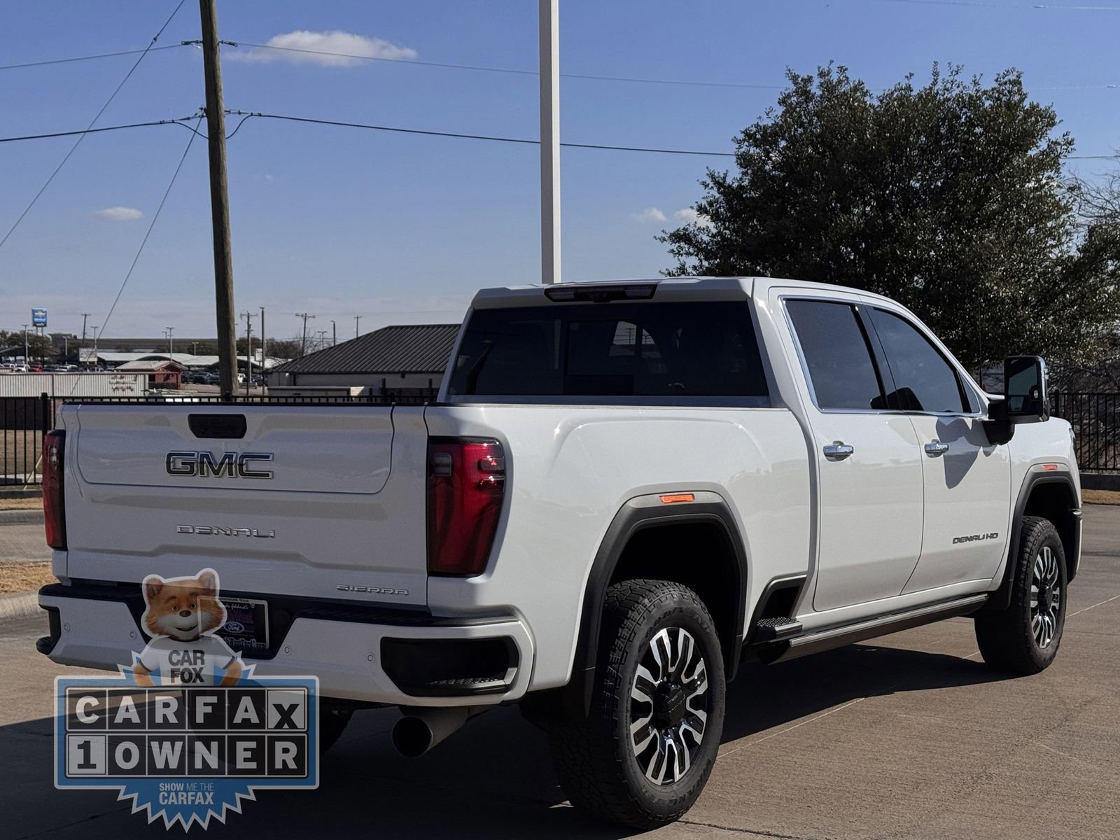 Used 2025 GMC Sierra 2500 Denali Ultimate image 4