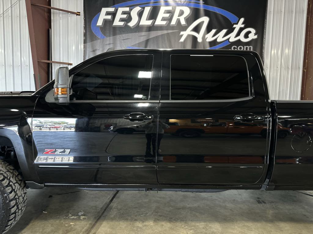 Used 2016 Chevrolet Silverado 2500 LT w/ Midnight Edition image 34