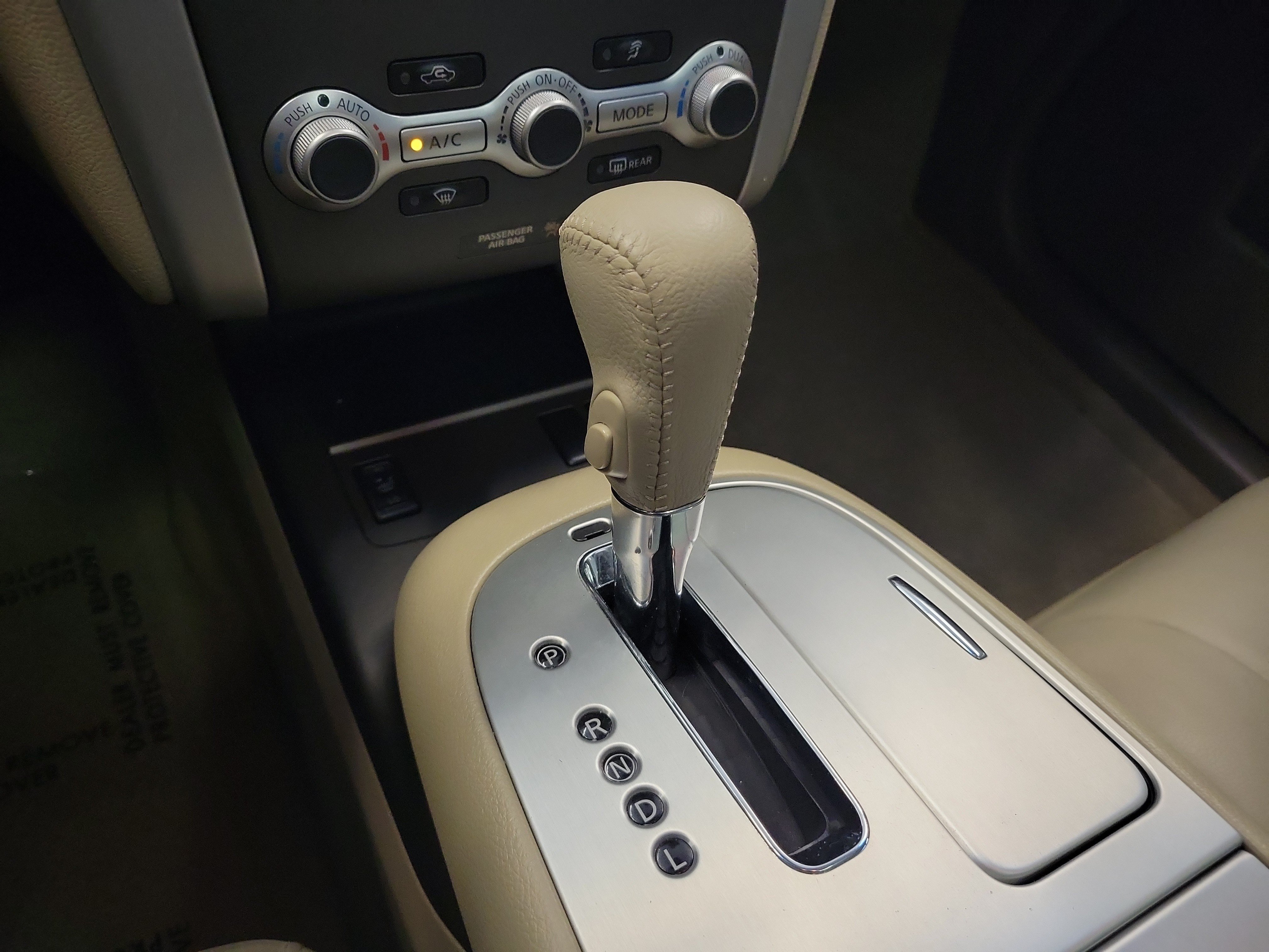 Used 2013 Nissan Murano SL FWD image 33