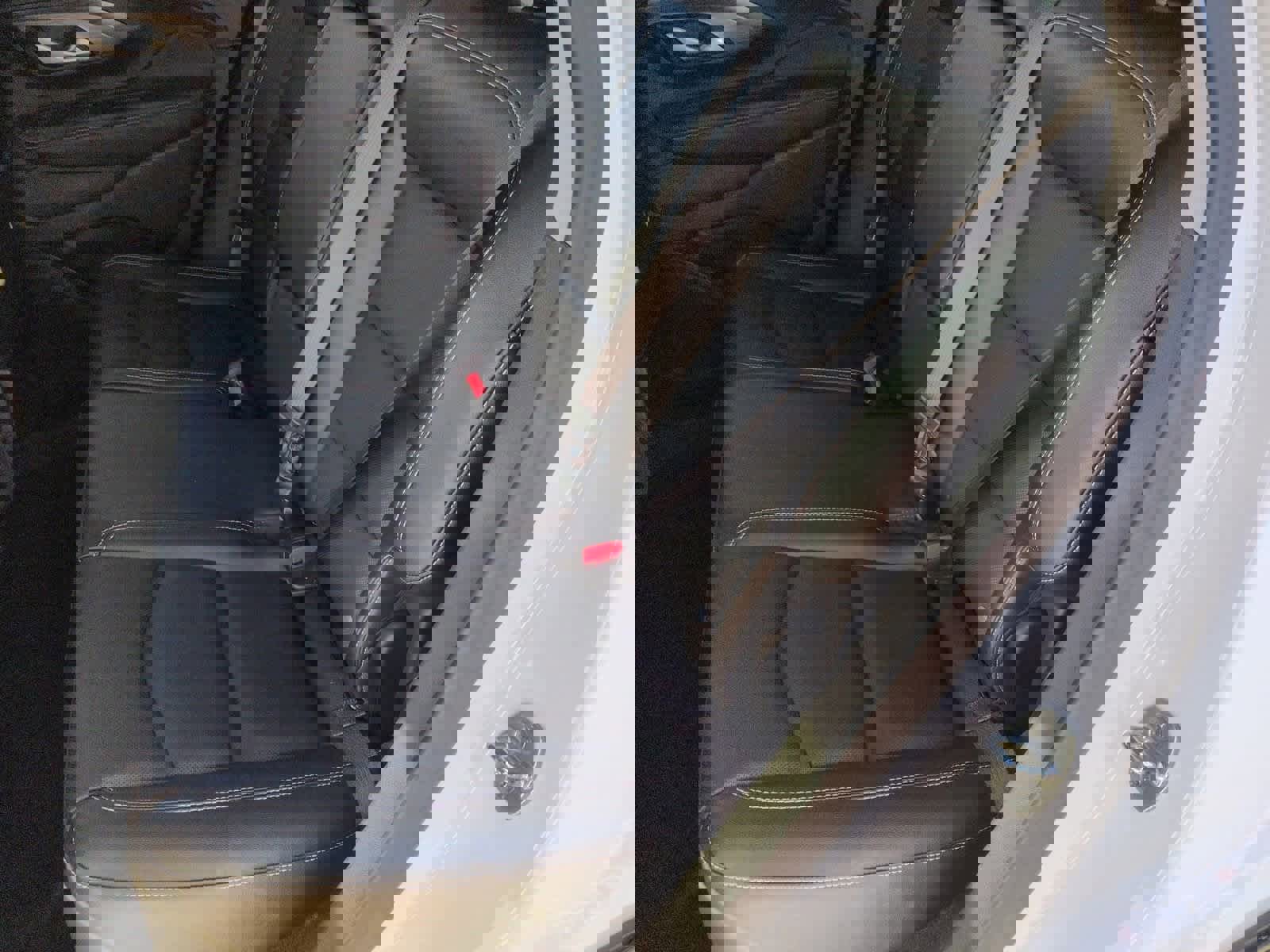 Used 2022 GMC Terrain SLT w/ Infotainment Package II image 20