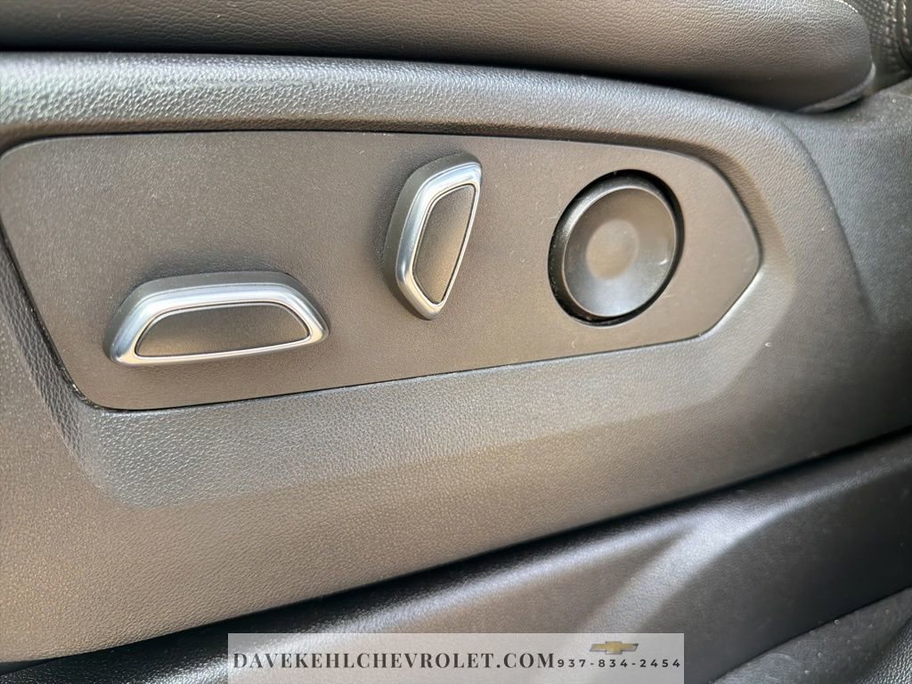 Used 2022 Cadillac Escalade ESV Sport w/ Touring Package image 13