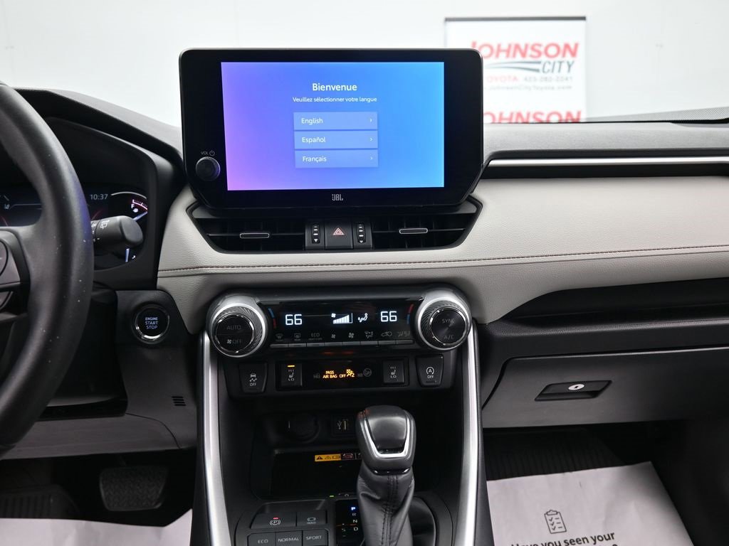 Used 2023 Toyota RAV4 XLE Premium image 21