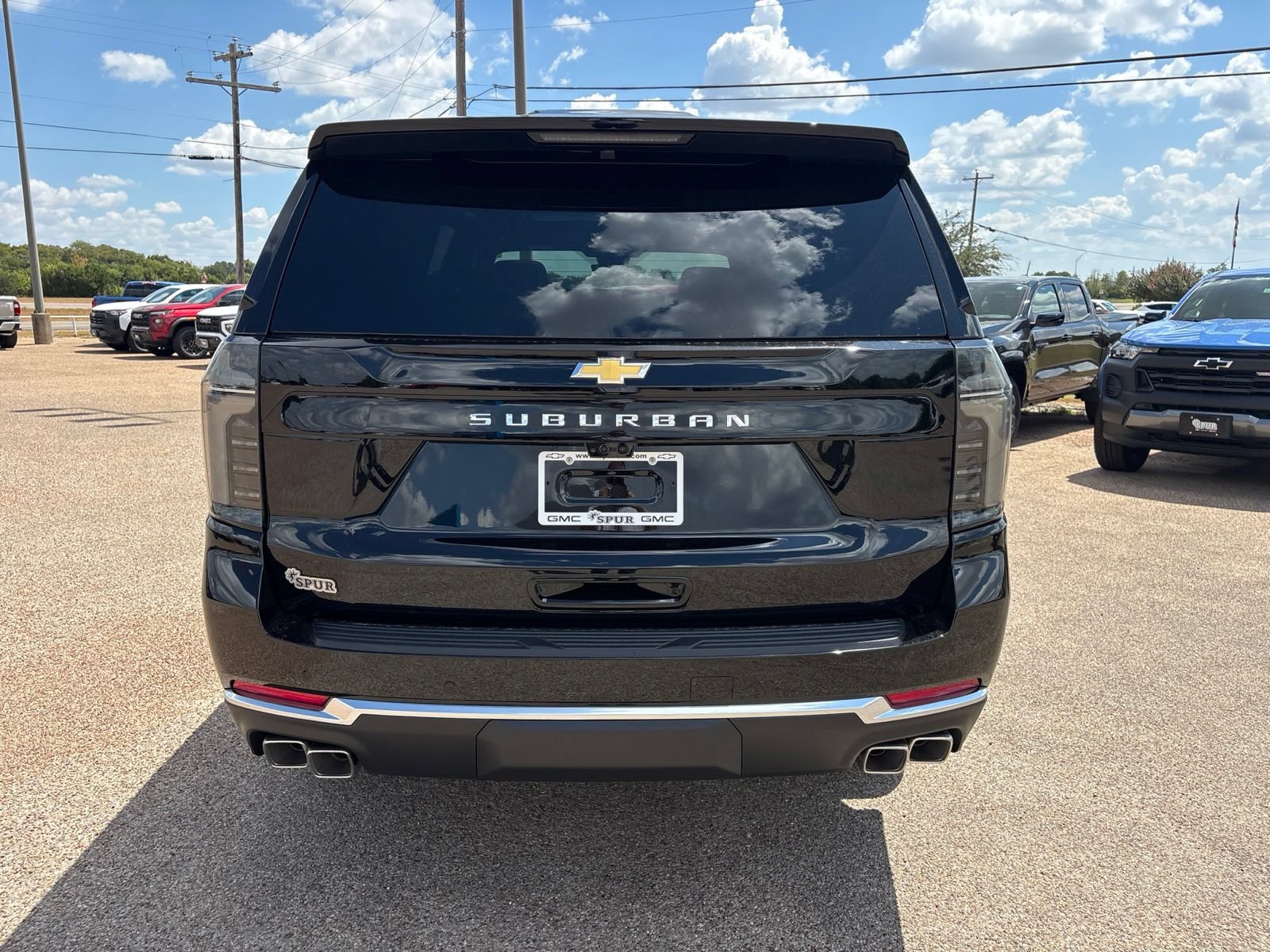 New 2026 Chevrolet Suburban High Country AWD/4WD image 5