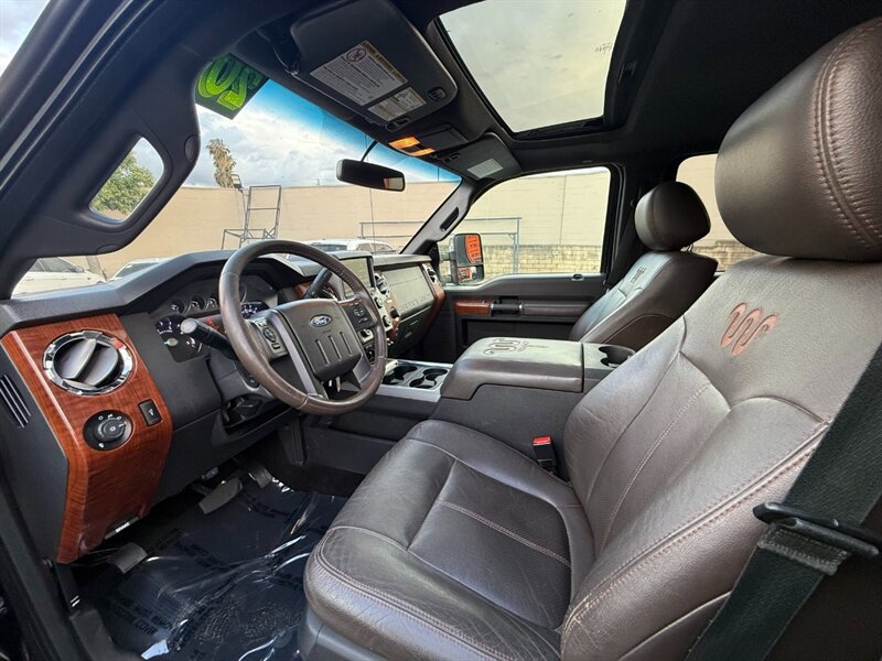 Used 2016 Ford F250 King Ranch w/ FX4 Off-Road Package AWD/4WD image 29