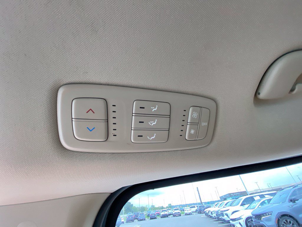 Certified 2024 Kia Carnival LX FWD image 24