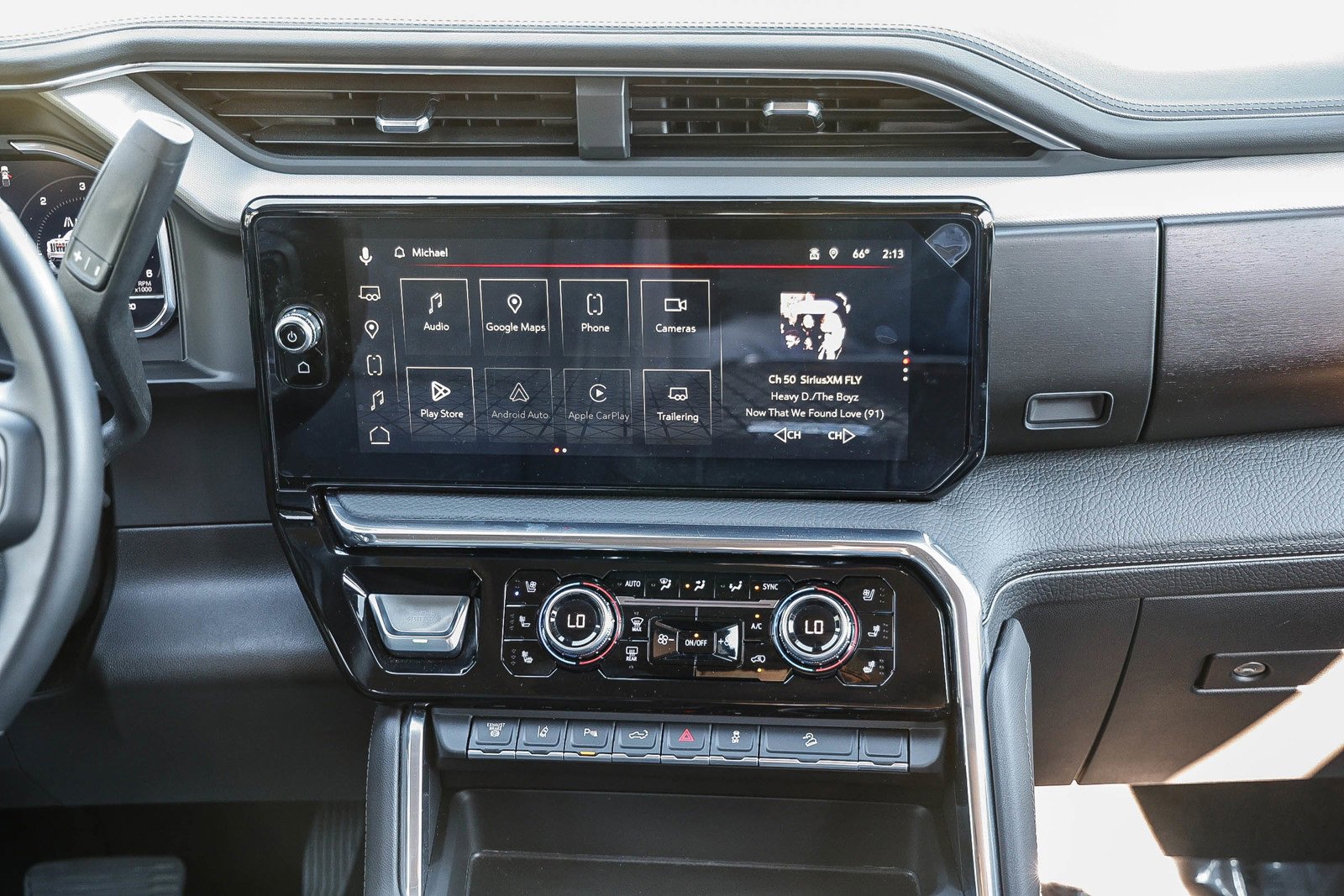 Used 2025 GMC Sierra 2500 Denali w/ Denali Reserve Package image 11