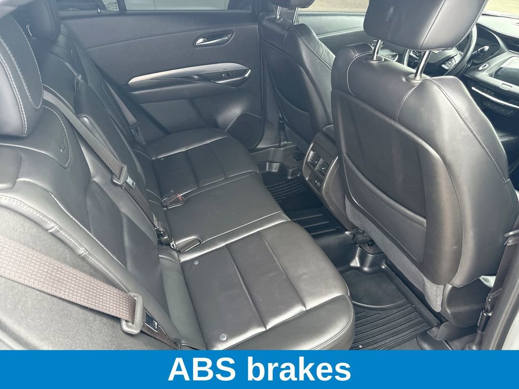 Used 2023 Cadillac XT4 Premium Luxury image 16