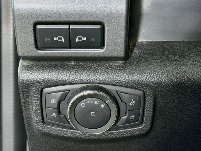 Used 2020 Ford F150 XLT w/ Equipment Group 302A Luxury AWD/4WD image 11