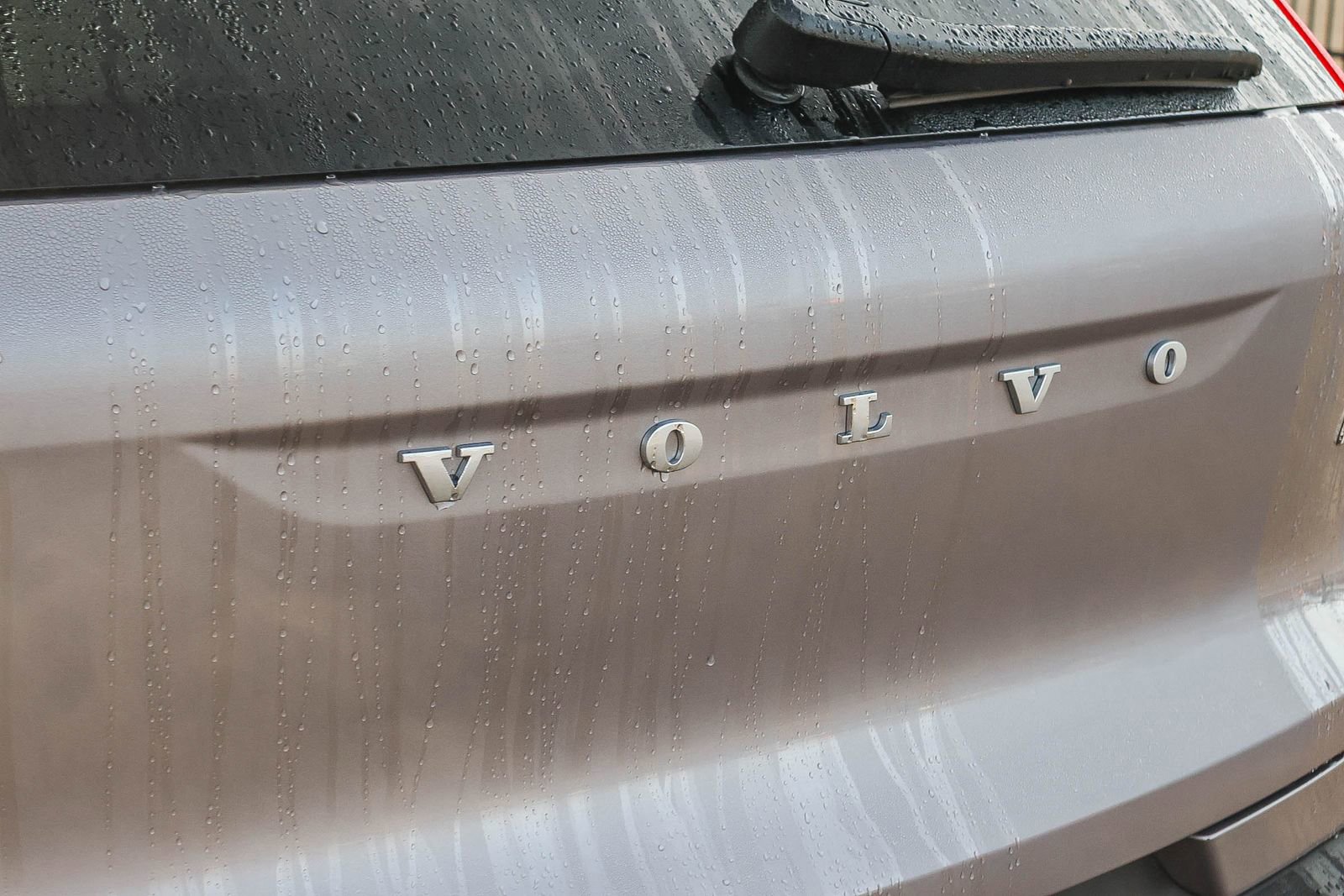 New 2026 Volvo XC40 B4 Plus w/ Climate Package image 11