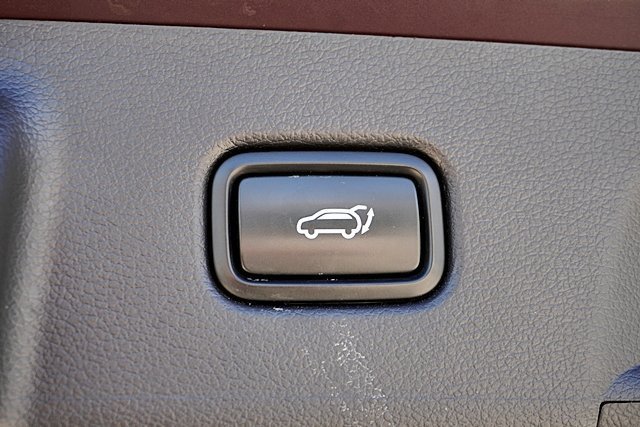 Used 2024 Hyundai Palisade SEL FWD image 21