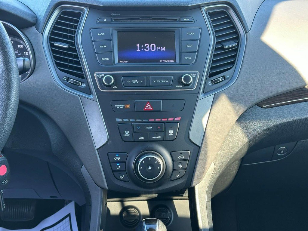 Used 2018 Hyundai Santa Fe Sport image 13