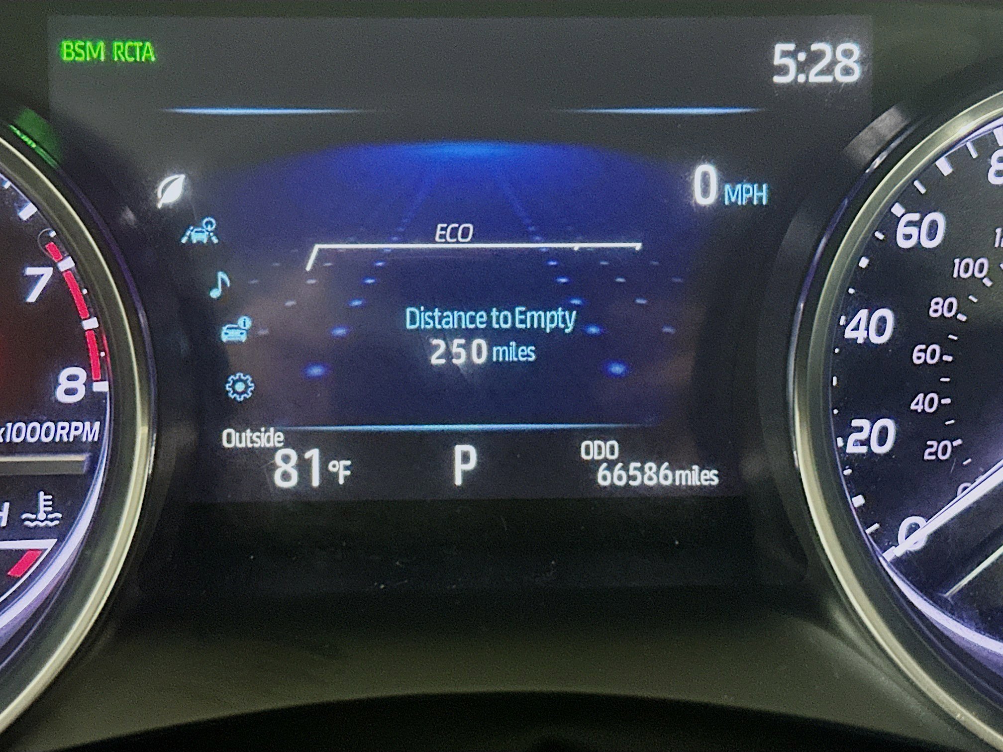 Used 2019 Toyota Camry XLE FWD image 19