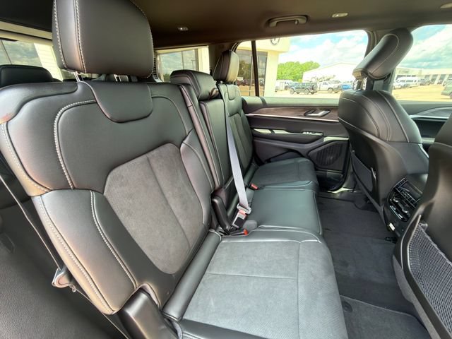 New 2026 Jeep Grand Cherokee L 4WD image 26