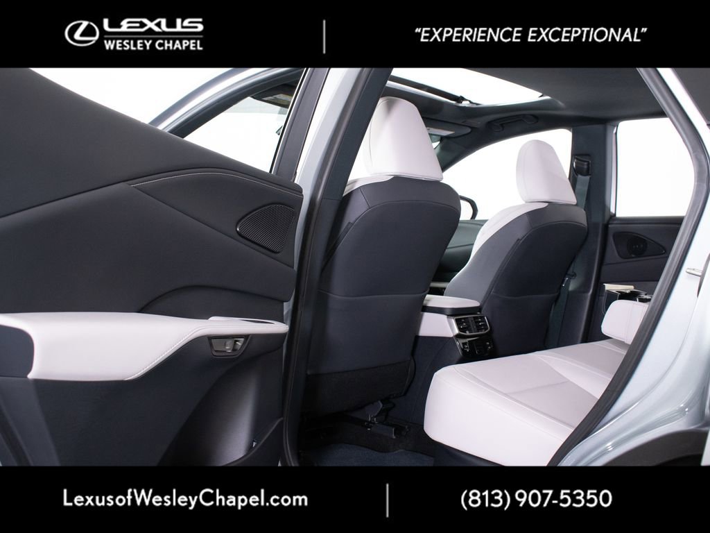Used 2025 Lexus RX 350 Premium Plus w/ Accessory Package (Z1) FWD image 24
