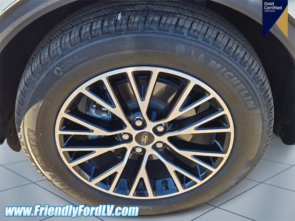 Certified 2025 Ford Escape SE w/ PHEV Premium Package image 7