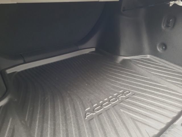 Used 2025 Honda Accord LX image 17