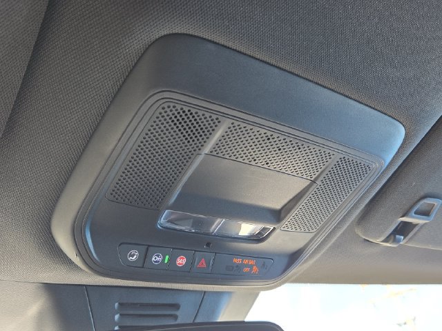 Certified 2024 Chevrolet Equinox EV LT w/ LPO, Blackout Package FWD image 35