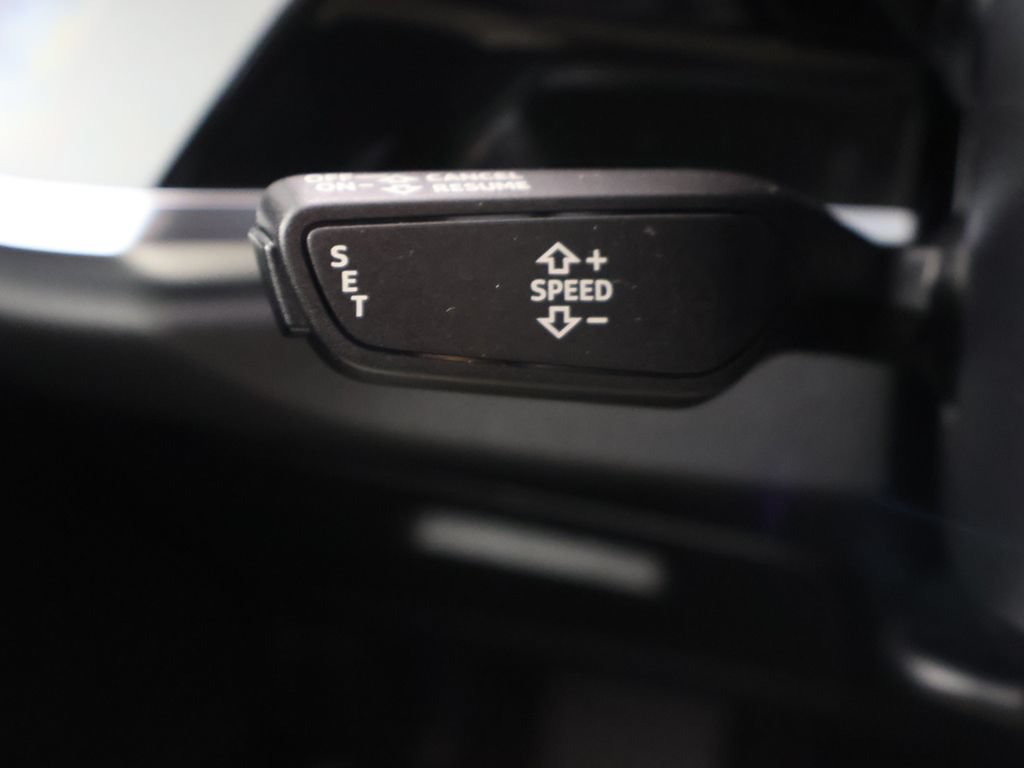 Used 2023 Audi Q3 2.0T Premium w/ Convenience Package AWD/4WD image 43