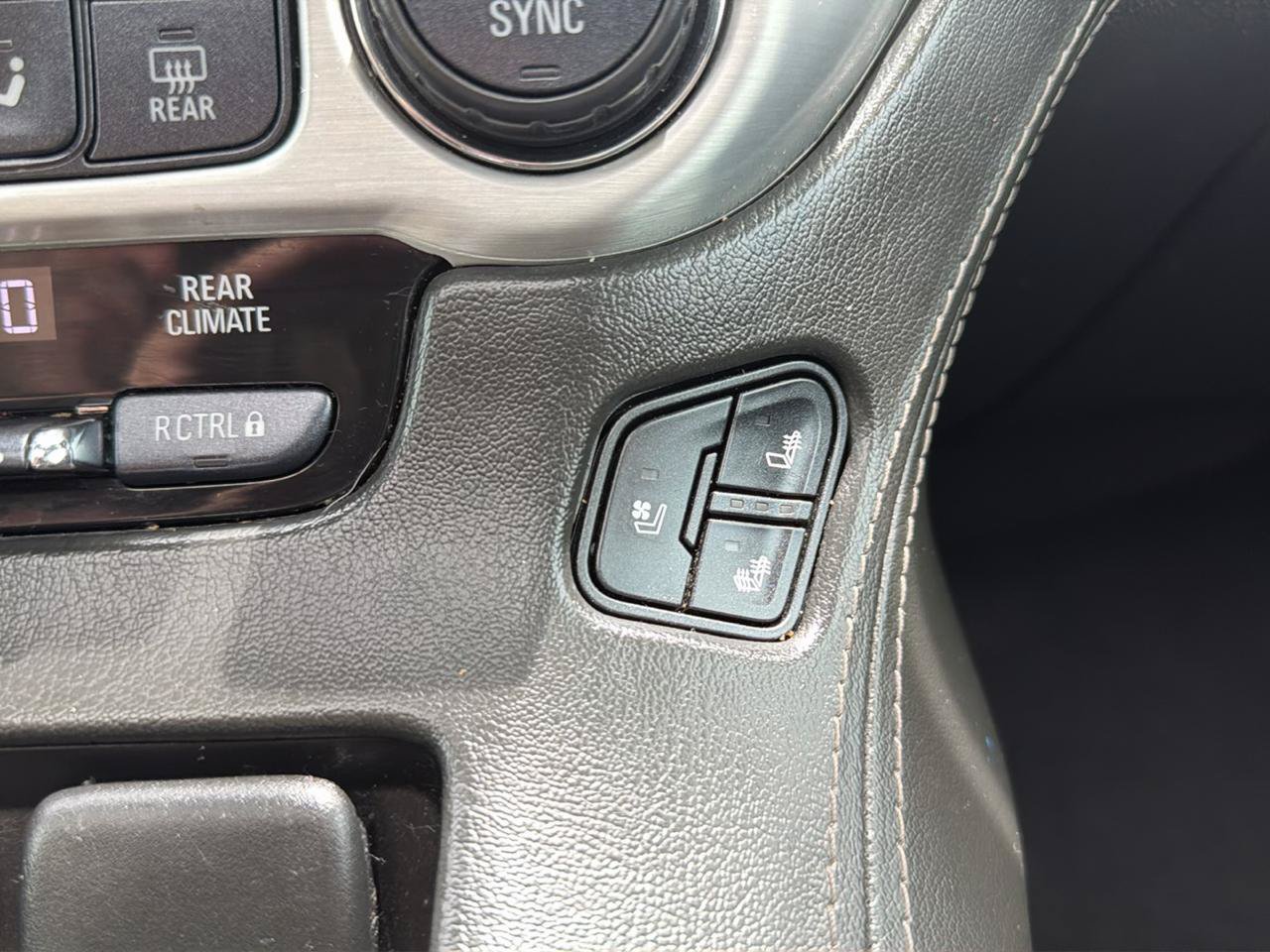 Used 2020 GMC Yukon SLT w/ Open Road Package AWD/4WD image 19