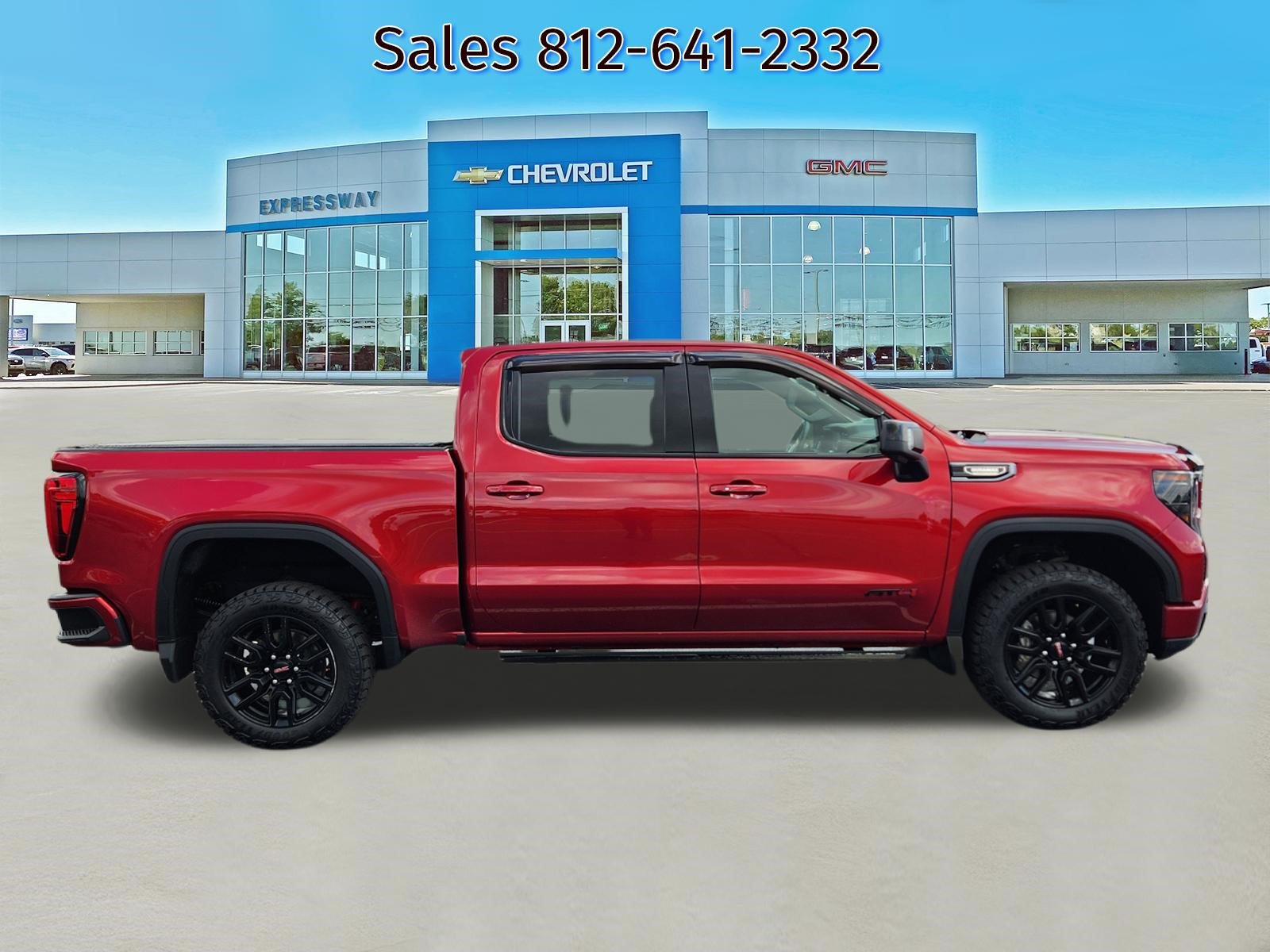 Used 2024 GMC Sierra 1500 AT4 w/ Technology Package AWD/4WD image 7