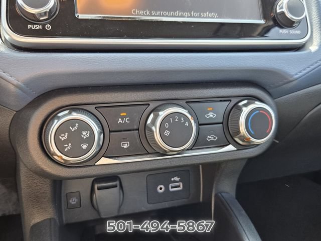Used 2025 Nissan Versa SV FWD image 19