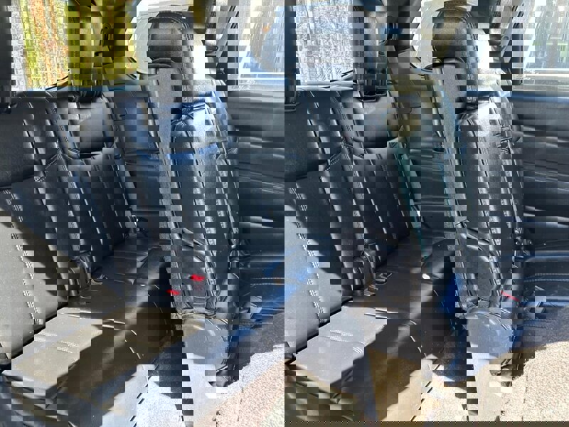 Used 2018 Nissan Pathfinder SL image 28