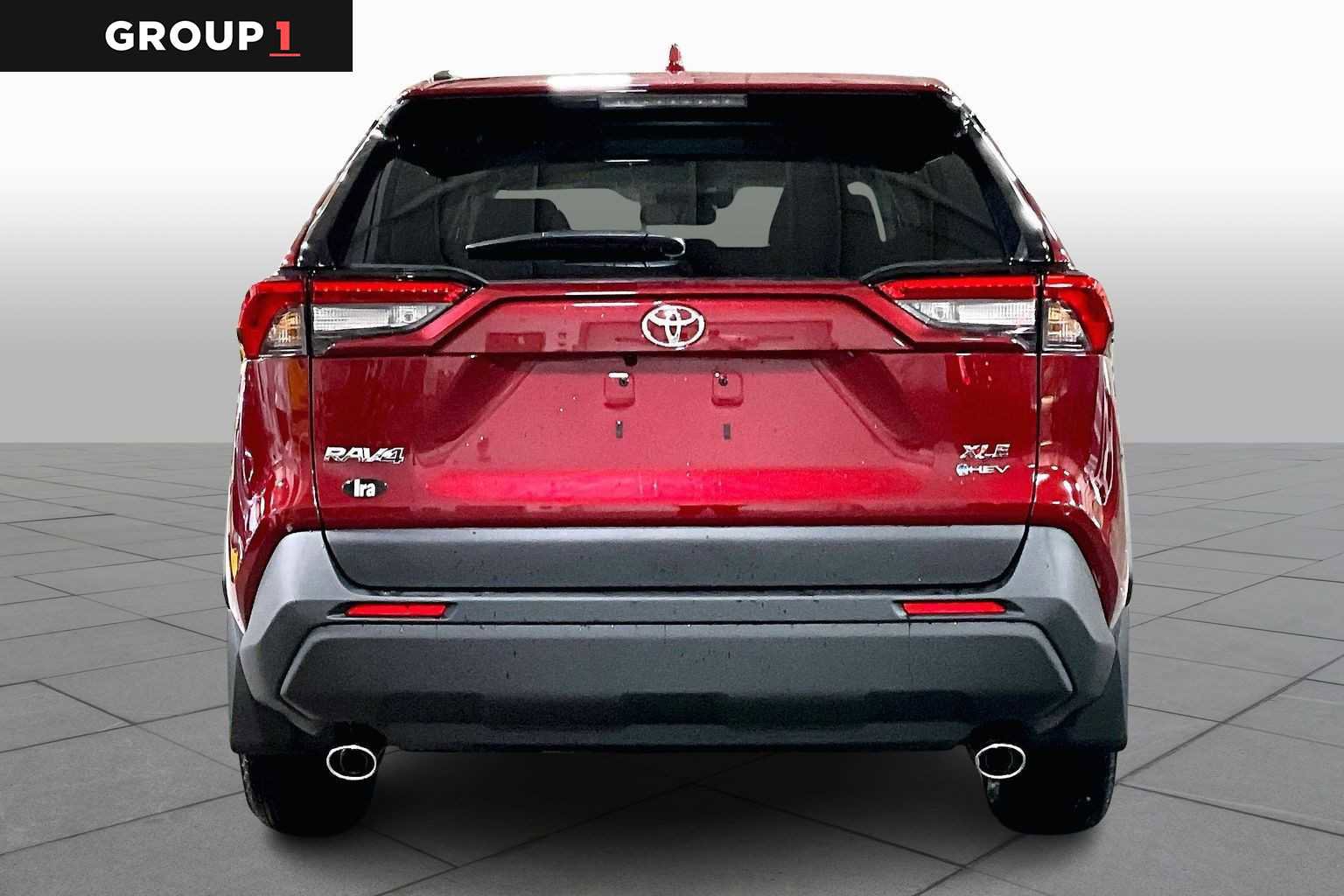 Used 2025 Toyota RAV4 XLE image 4