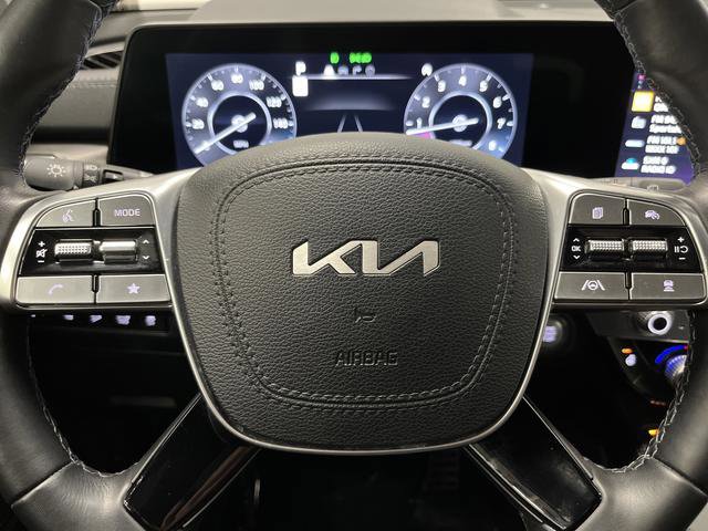 Used 2024 Kia Telluride SX Prestige X-Line image 17
