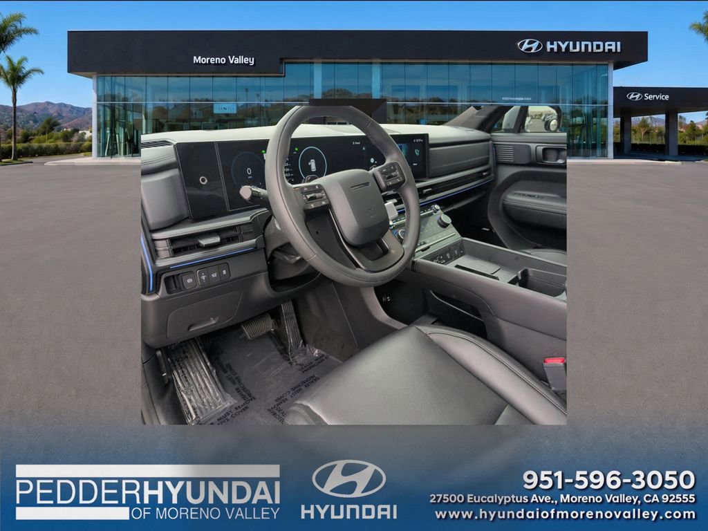 Certified 2025 Hyundai Santa Fe Calligraphy AWD/4WD image 2