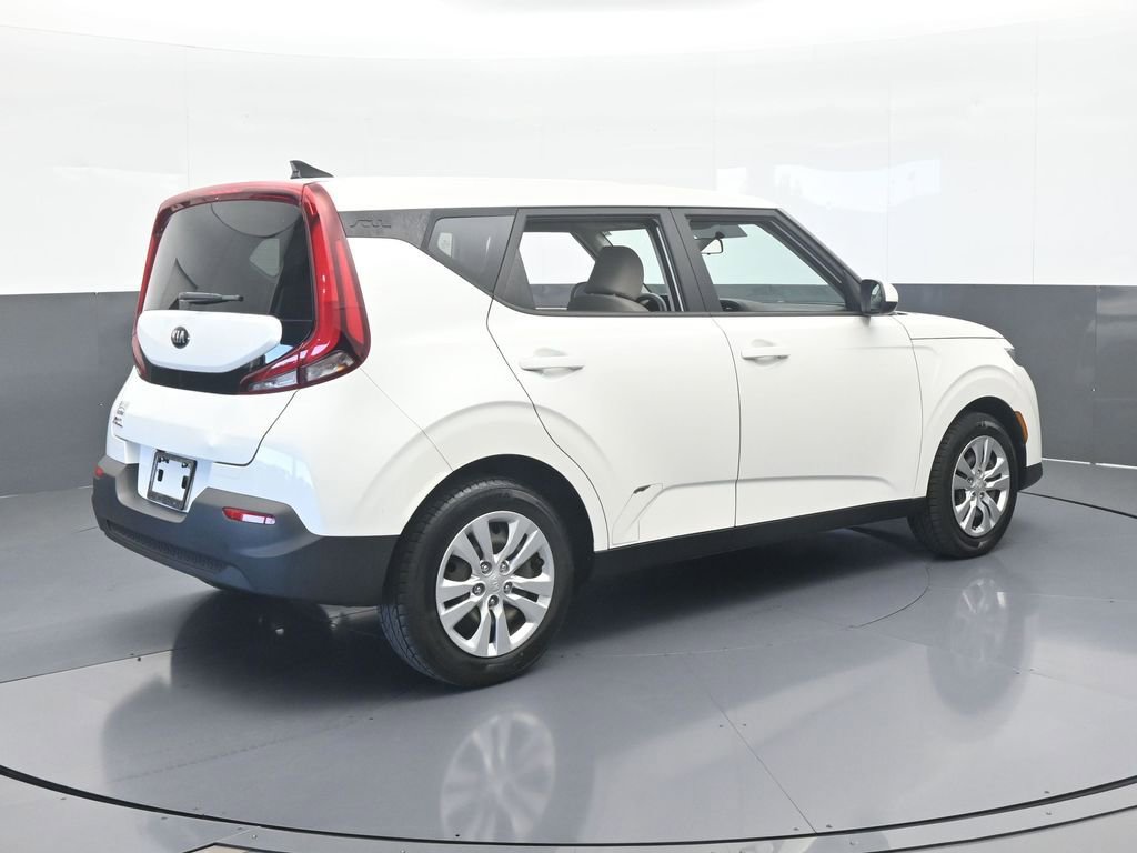 Used 2021 Kia Soul LX image 6