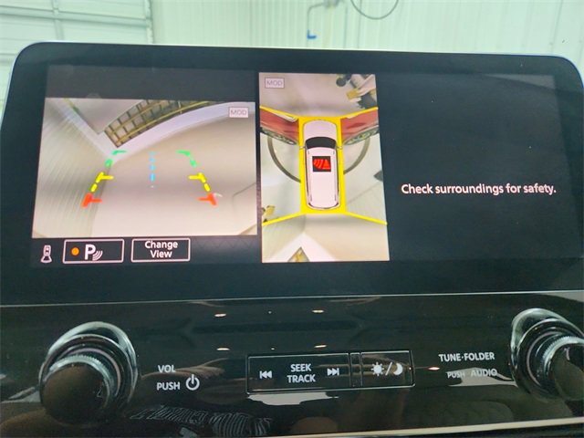 Used 2024 Nissan Armada Platinum w/ Captain's Chairs Package image 28