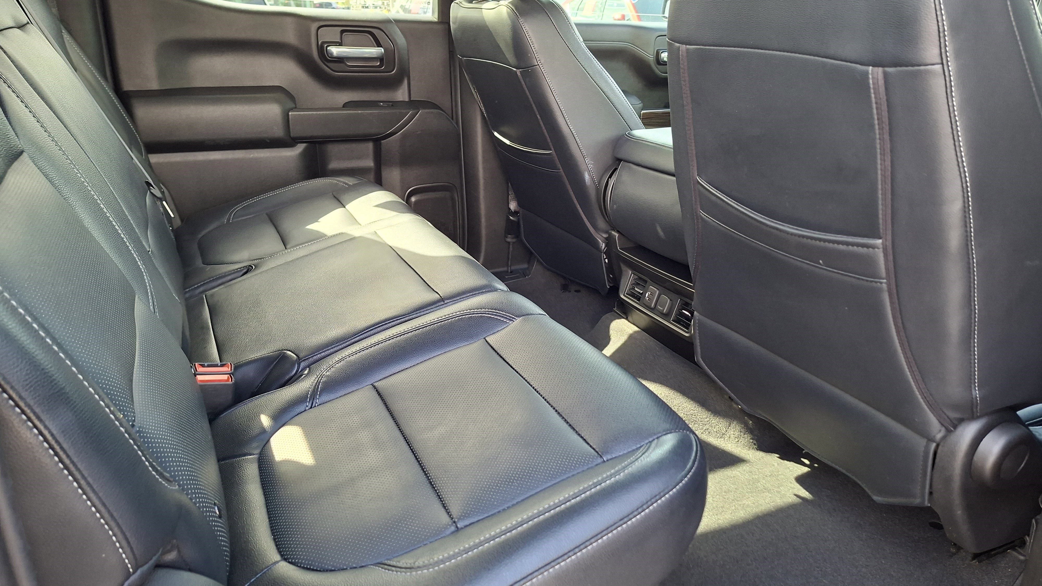 Used 2021 Chevrolet Silverado 1500 LT w/ Bed Protection Package image 24