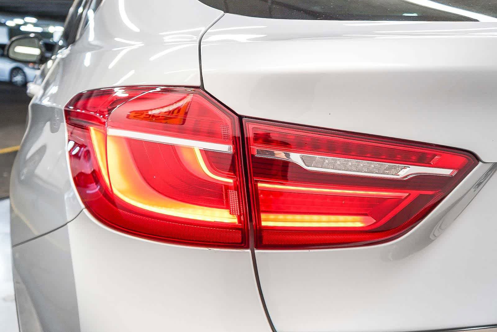 Used 2019 BMW X6 xDrive35i w/ Premium Package image 9