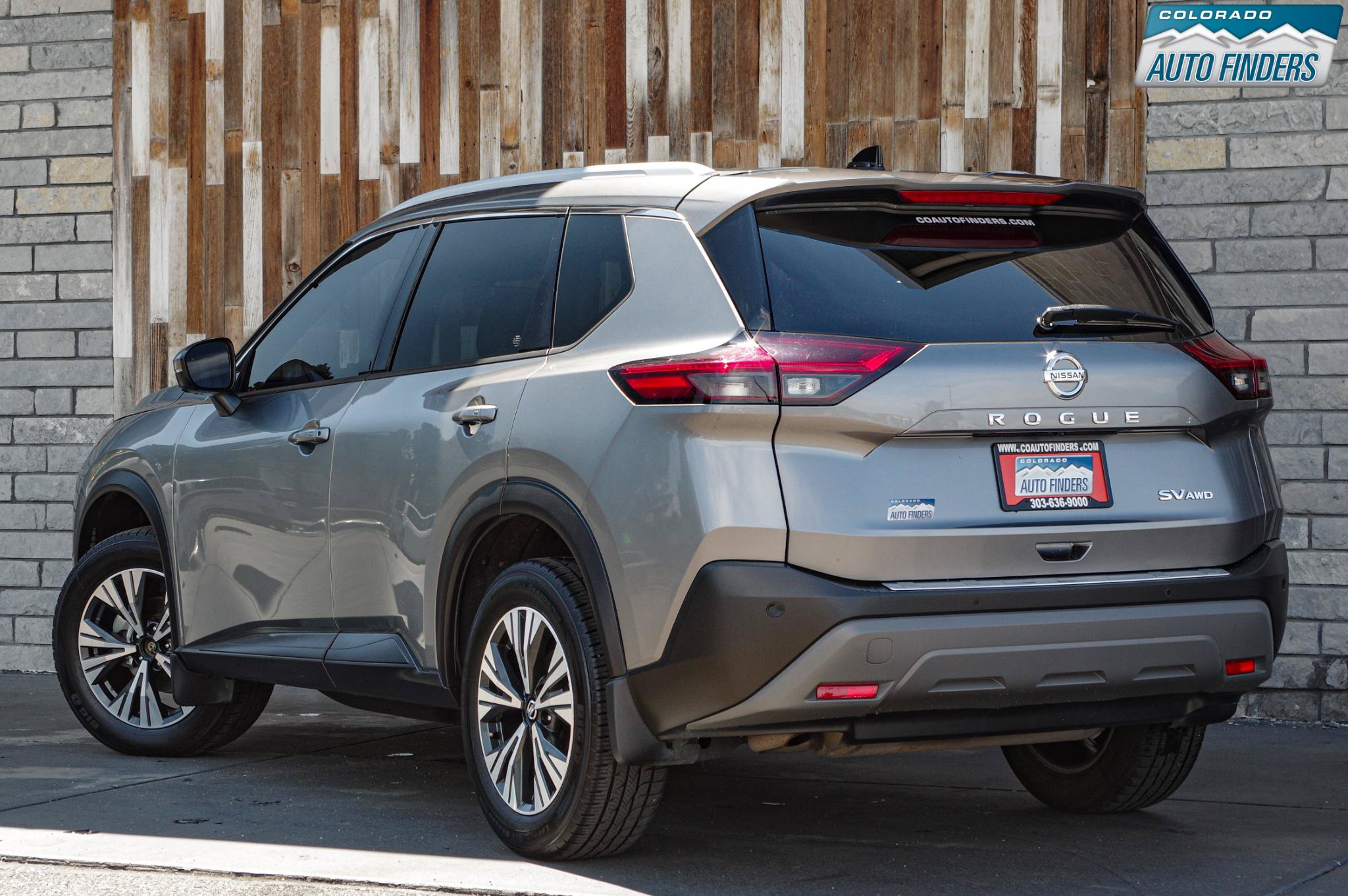 Used 2021 Nissan Rogue SV w/ Premium Package AWD/4WD image 4