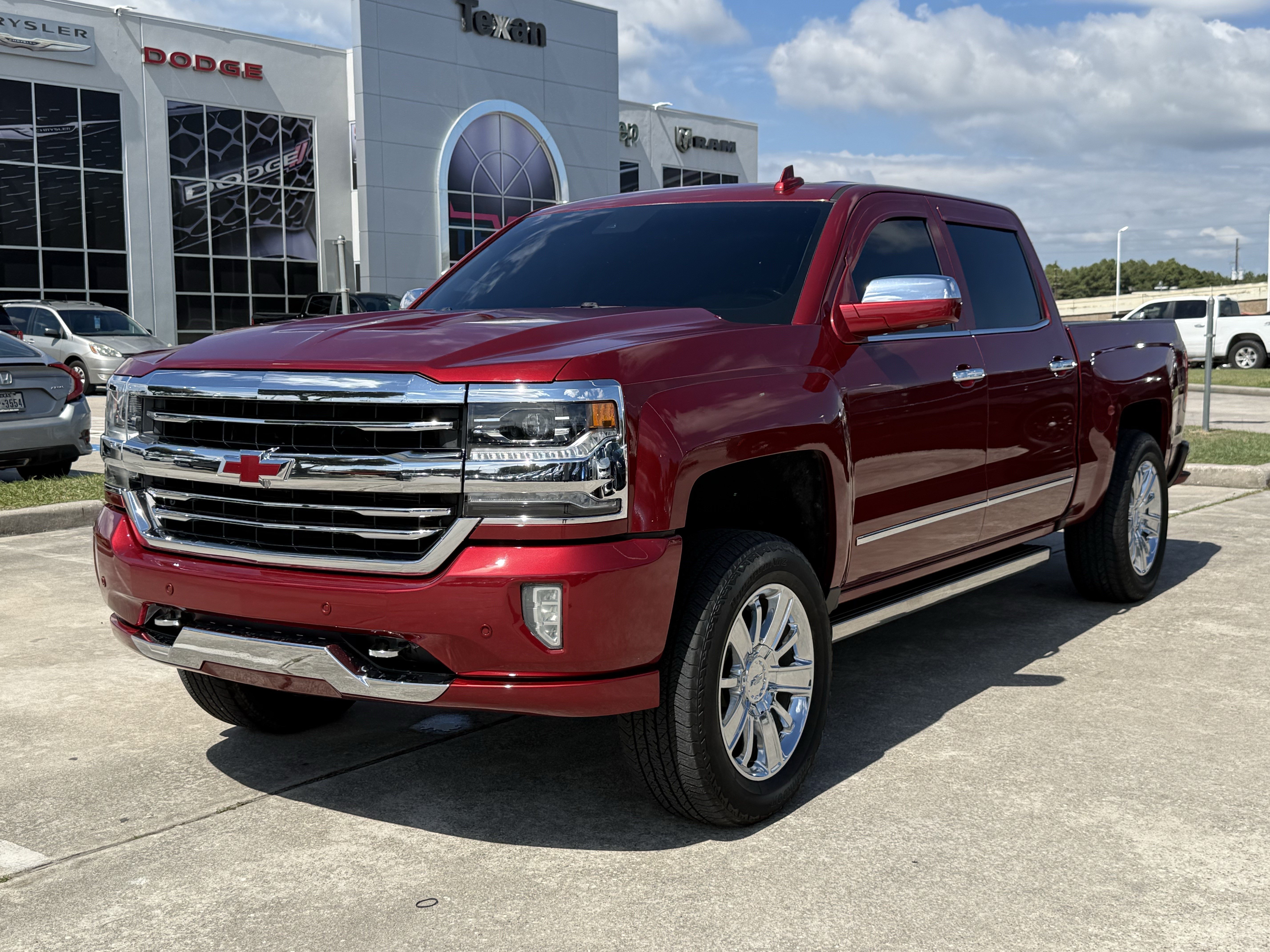 Used 2018 Chevrolet Silverado 1500 High Country AWD/4WD image 9