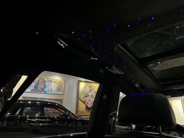 Used 2015 Rolls-Royce Ghost RWD image 18