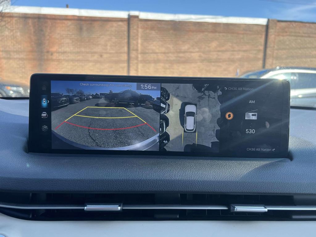 Used 2023 Genesis GV70 2.5T w/ Advanced Package image 27