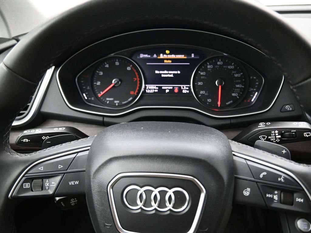 Used 2023 Audi Q5 2.0T Premium w/ Convenience Package AWD/4WD image 13