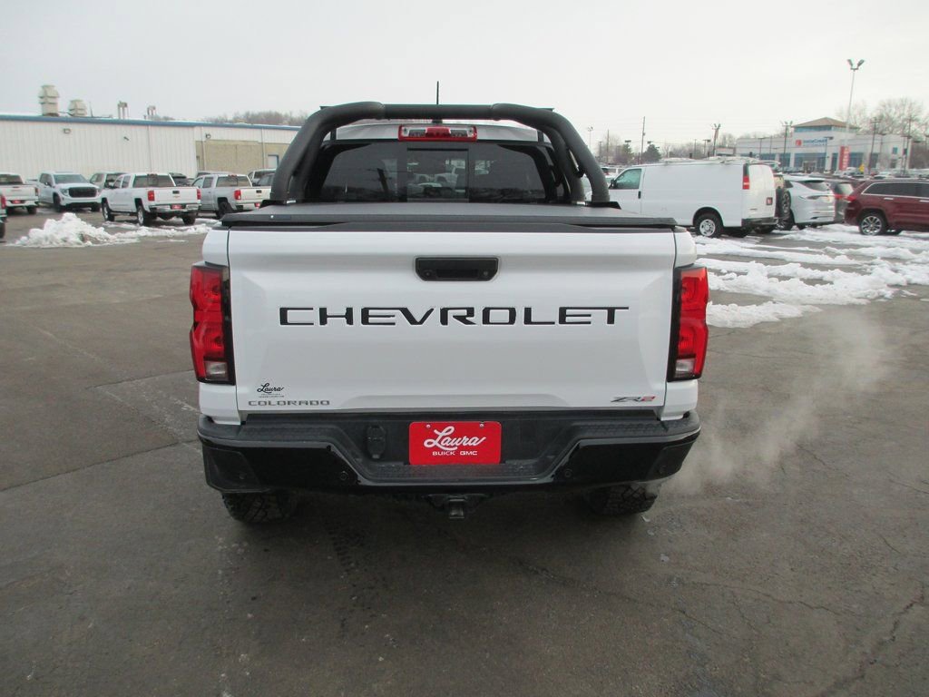 Used 2025 Chevrolet Colorado ZR2 w/ Technology Package image 7